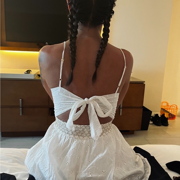 Bloggers Favorite white romper dress - Picture 4 of 5